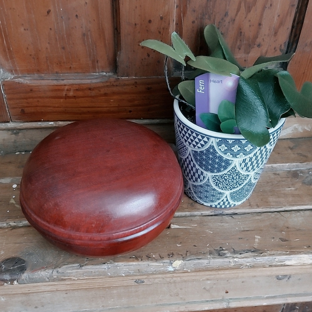 Wooden box made in thailand